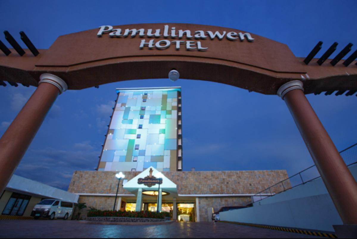 Pamulinawen Hotel Laoag Exterior foto